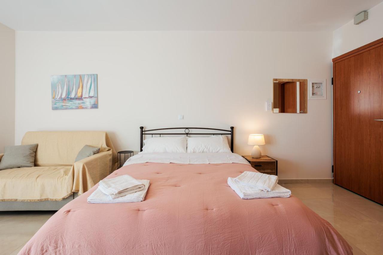 Georgia Seaview Apartment B2 Kalamáta Buitenkant foto